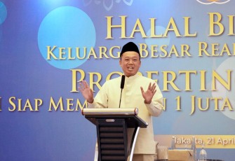 Menteri Nusron Hadiri Halal Bi Halal Keluarga Besar REI,