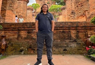 HRM. Khalillur R. Abdullah Sahlawiy, Owner Bandar Laut Dunia (Balad) Group