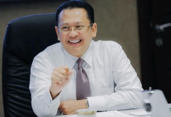 Anggota Komisi III DPR RI/Ketua MPR RI ke-15/Ketua DPR RI ke-20/Ketua Komisi III ke-7/Dosen Tetap Pasca Sarjana (S3) Ilmu Hukum Universitas Borobudur/Universitas Jayabaya dan Universitas Pertahanan (UNHAN), Bambang Soesatyo
