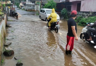 Banjir yang merendam Kecamatan Tomohon Timur, Kecamatan Tomohon Tengah dan Kecamatan Tomohon Selatan, Kota Tomohon, Provinsi Sulawesi Utara (1/5) sumber foto BPBD Kota Tomohon