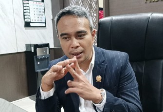 Ketua Fraksi Golkar DPRD Jawa Timur, Pranaya Yudha Mahardika
