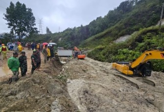 Danrem 023/KS Pimpin Pembukaan Akses Jalan Longsor di Tapanuli Tengah