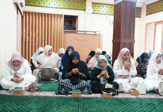 Persit KCK Koorcab Rem 052 PD Jaya Gelar Doa Bersama Serentak