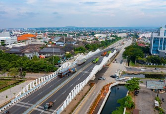 PT Wijaya Karya (Persero) Tbk (WIKA) Sebagai agent of development Indonesia, WIKA bergerak cepat bangun berbagai infrastruktur strategis di Indonesia