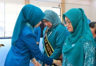 Hafizha Lantik Ketua TP PKK dan Ketua Tim Pembina Posyandu Kecamatan se-Bintan