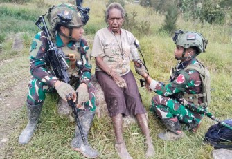 Satgas TNI Bawa Harapan Lewat Safari Honai