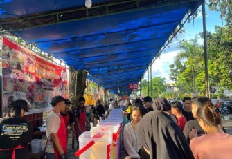 Hutama Karya Rekomendasikan Masyarakat Berburu Takjil di Sekitar Jalan Tol Trans Sumatera