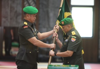 Kasad Pimpin Sertijab Pangdam IX/Udayana dan Empat Jabatan Strategis TNI AD