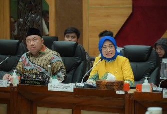 Komisi X DPR RI yang hadir dalam rapat yang dilaksanakan di Gedung Nusantara I, DPR RI, Senayan, Jakarta, Senin (03/02/2025)