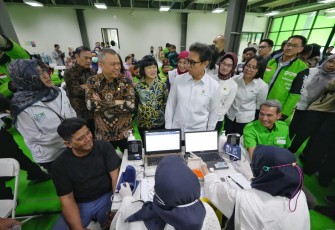 Menteri Perhubungan Dudy Purwagandhi mendukung langkah Kementerian Kesehatan yang melaksanakan program cek kesehatan gratis kepada pengemudi transportasi online