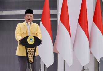 Menteri ATR/Ka.BPN RI, Nusron Wahid saat menjadi keynote speaker dalam Seminar “Reforma Agraria dan Keadilan Distribusi Tanah untuk Mewujudkan Asta Cita”, di Kantor DPP Partai Golkar, Jakarta, Jumat (12/12/2025). 