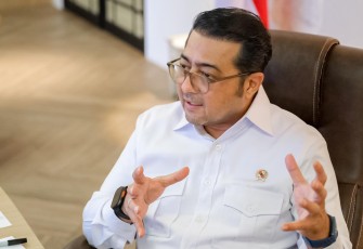Menteri Ekraf Teuku Riefky