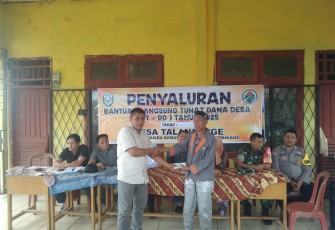 Pemdes Talang Tige Melaksanakan Pembagian BLT DD Tahap I Tahun 2025