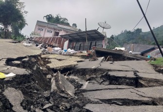 Kondisi wilayah terdampak fenomena gerakan tanah di Desa Ratamba, Kecamatan Pejawaran, Kabupaten Banjarnegara, Jawa Tengah, Rabu (22/1). FOTO: BPBD Kabupaten Banjarnegara.