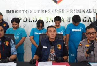 Ditreskrimum Polda Jateng mengungkap kasus premanisme berkedok wartawan  dengan modus memeras korban.