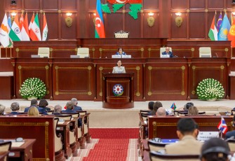 Ketua DPR Puan Maharani berbicara dalam Konferensi Tingkat Tinggi (KTT) ke-15 forum parlemen negara-negara di Asia atau Asian Parliamentary Assembly (APA) yang digelar di Baku, Azerbaijan