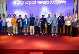 Sarasehan Alumni "Sinergi Unpad Menuju 300 Dunia" di Bandung, Sabtu (22/02)