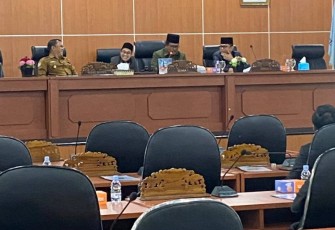 DPRD Bengkulu Tengah Gelar Paripurna Evaluasi Raperda 