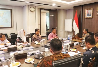 Gubernur Ansar saat Temui Menteri KKP