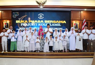 Keluarga Besar Kolinlamil saat Buka Puasa Bersama