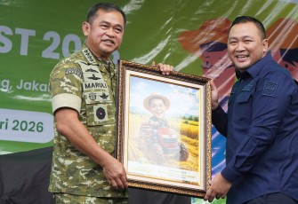 Kasad Raih Penghargaan Insan Inspiratif Bidang Agroforestry