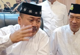 ketua DPD Partai Golkar Jatim Ali Mufthi