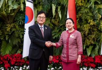  Ketua DPR RI Puan Maharani menerima kunjungan Ketua Majelis Nasional Republik Korea, Woo Won-Shik.