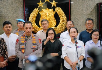 Kapolri Jenderal Listyo Sigit Prabowo Sigit usai audiensi di Gedung Mabes Polri, Jakarta Selatan, Jumat (6/2/2026).