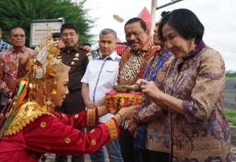 Kapolda Bengkulu Baru Disambut Hangat Wagub Mian dan Forkopimda di Bandara Fatmawati /Foto : MC 
