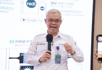 Sekretaris Jenderal (Sekjen) Kemnaker, Cris Kuntadi saat meninjau pelaksanaan Walk-In Interview di Gedung Pusat Pasar Kerja, Jakarta, Rabu (4/3/2026).