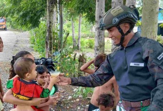 Kolak manis satgas pamtas Yonarmed 12 Kostrad 