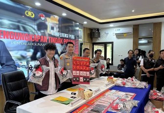 Polres Pelabuhan Tanjung Priok konferensi pers