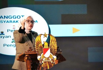 Wamenkop Farida Farichah 