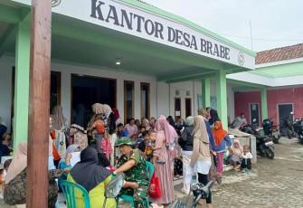 Pelayanan kesehatan di lokasi TMMD