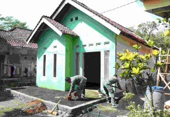 Program RTLH penerima manfaat TMMD ke-128 Kodim Probolinggo