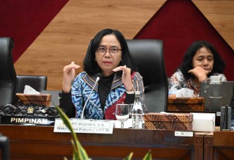 Wakil Ketua Komisi X DPR RI MY Esti Wijayanti