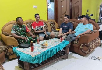 Anjangsana bersama warga