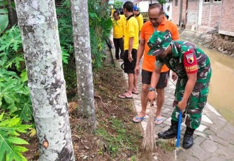 Sinergi TNI Polri di wilayah desa binaan