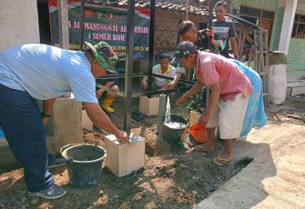 Sumur bor bapak Nadi