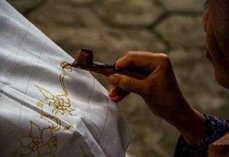 Hotel Des Indes Menteng Ajak Tamu Mengenal Budaya Indonesia Lewat Lokakarya Membatik