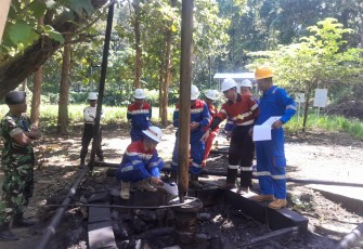 Salah satu sumur minyak tua di Ledok kecamatan Sambong saat di verifikasi oleh Pertamina,   Dirjen Migas dan SKK Migas dan BPE (BUMD) beberapa waktu lalu.