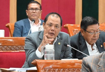 Anggota Komisi X DPR RI dari Fraksi Golkar, Juliyatmono. (Foto: Istimewa)