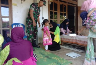 Pendampingan posyandu di wilayah desa binaan 