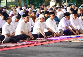 Gema takbir dan sholat Idul Fitri 1447 H di Singosari