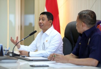 Kepala BNPB Letjen TNI Dr. Suharyanto, S.Sos., M.M