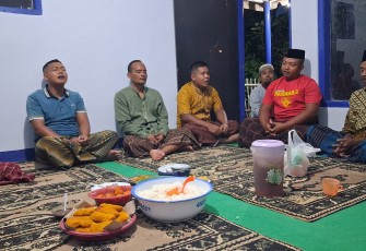 Yasinan bersama warga lokasi TMMD