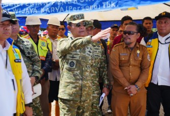 Kepala Staf Umum (Kasum) TNI Richard Tampubolon selaku Wakil Ketua I Satgas Percepatan Rehabilitasi dan Rekonstruksi Pascabencana Alam di Provinsi Aceh, Sumatera Utara