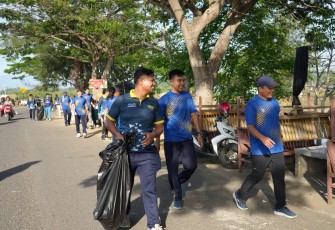 Bea Cukai Lhokseumawe Gelar Jalan Sehat di Kawasan Waduk