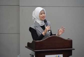Tenny Elfirda, Direktur Pengembangan Keberlanjutan Bisnis PT Pertamina Patra Niaga, menyampaikan pandangannya mengenai pengembangan bisnis hijau PT Pertamina dan roadmaps bisnis