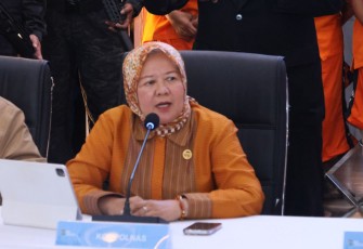 Komisioner Kompolnas Irjen Pol (Purn) Ida Oetari Poernamasasi